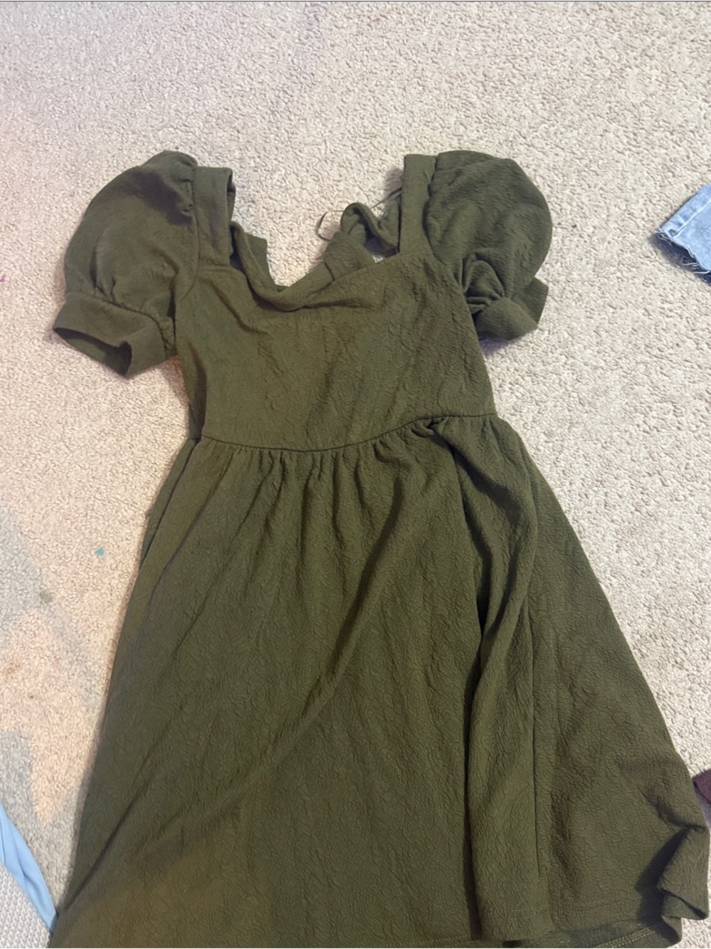 mine Olive Green Puff-Sleeve Casual Dress